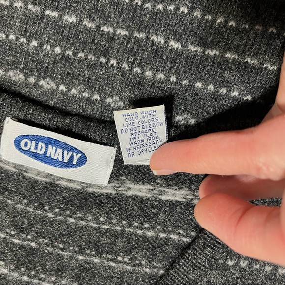Old Navy 100% Lambswool V-Neck Sweater Vest In Charcoal Gray & White Sz L - Picture 4 of 12
